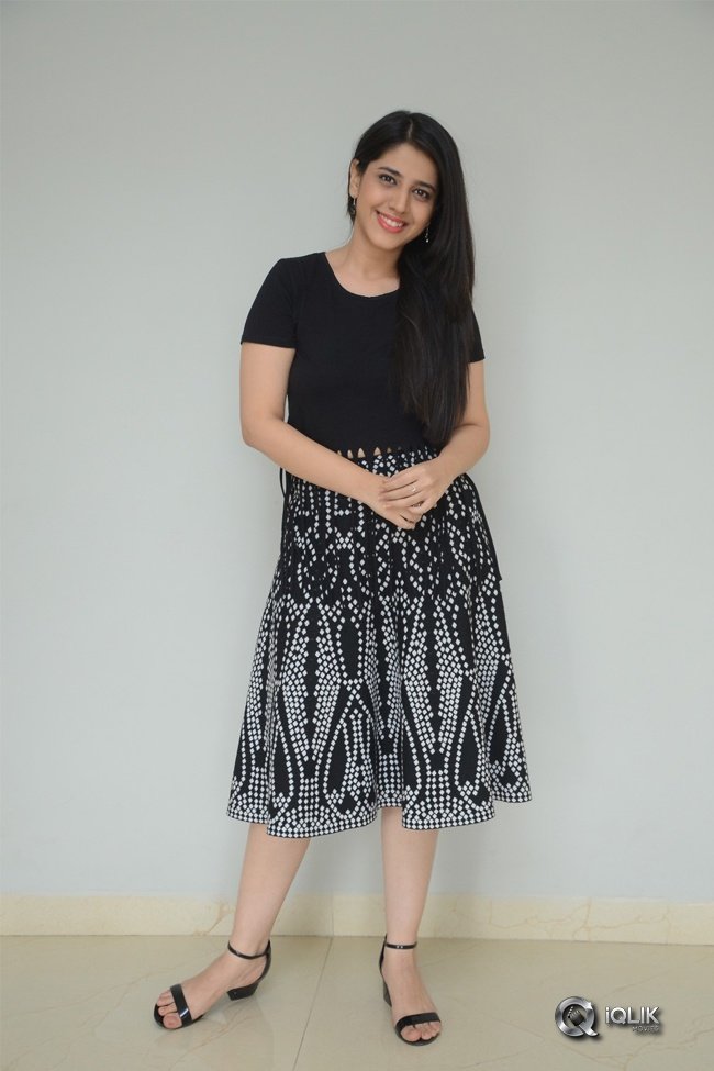 Simran-Pareenja-New-Photos